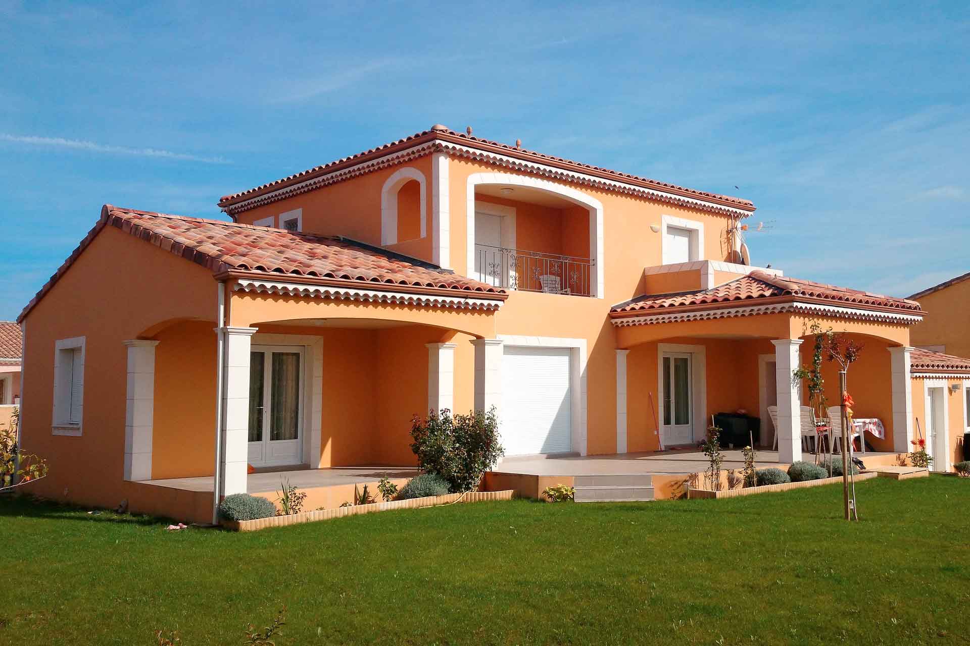 Construction d'une maison provençale traditionnelle