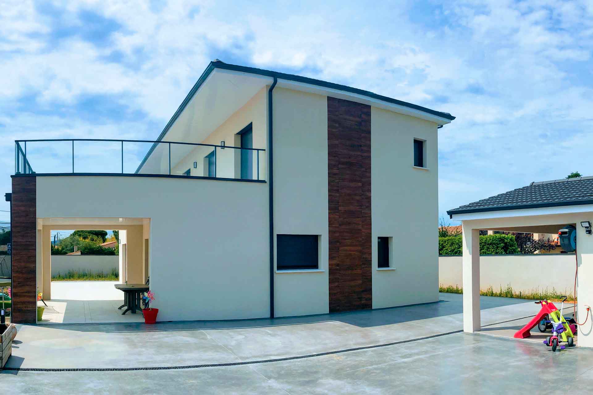Villa et aménagements extérieurs à Montélimar